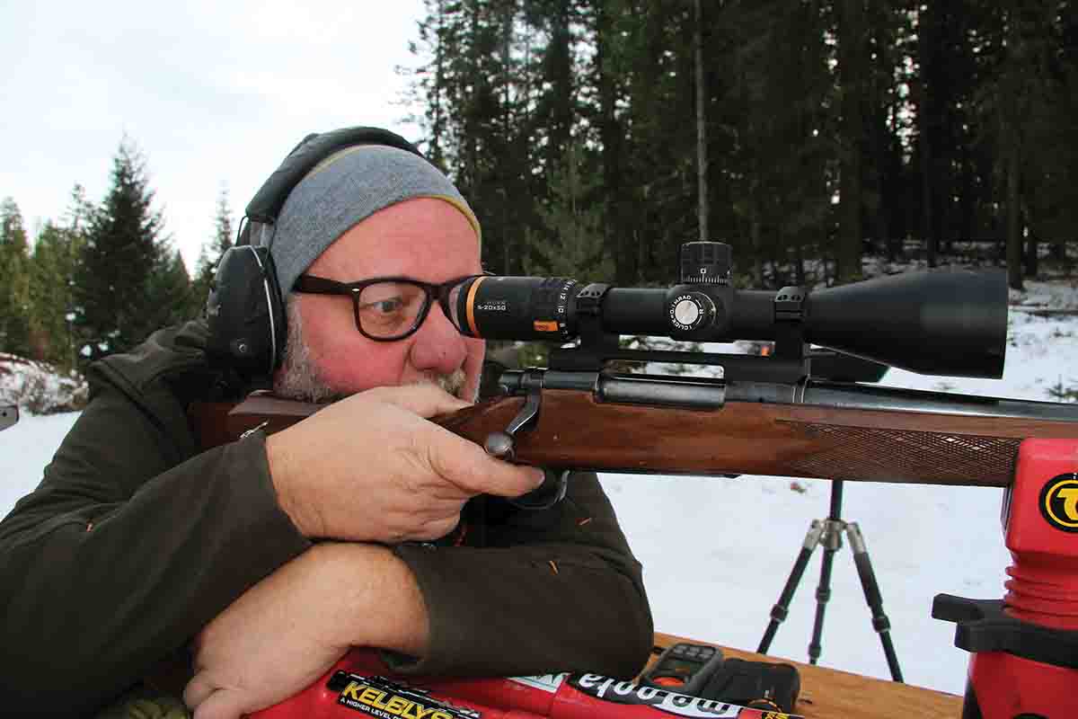 Keith Hite, a local public relations agent for Nightforce/Horus, conducted test shooting of the Horus Vision HoVR scope using his 25-06 Remington hunting rifle. The system made hits out to 300 yards child’s play.